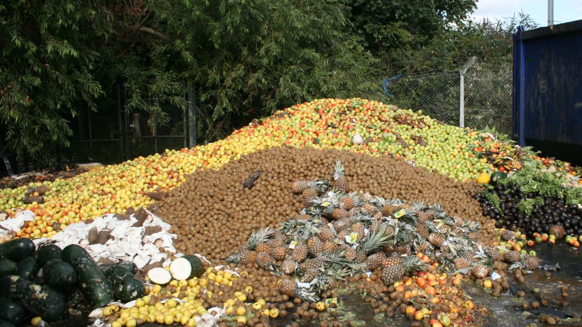 Should we adopt supply chain waste as postharvest losses?